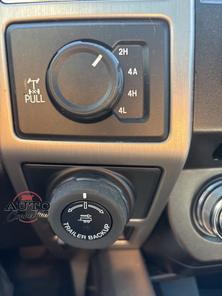 Used 2018 Ford F150 Platinum w/ Equipment Group 701A Luxury image 20