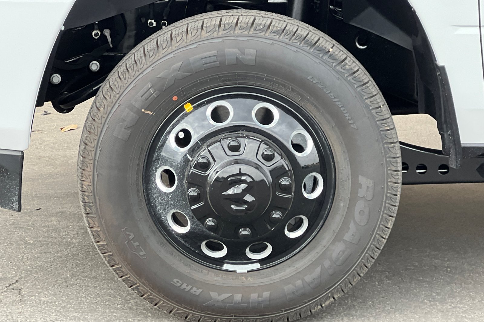 New 2026 RAM 3500 Laramie AWD/4WD image 27