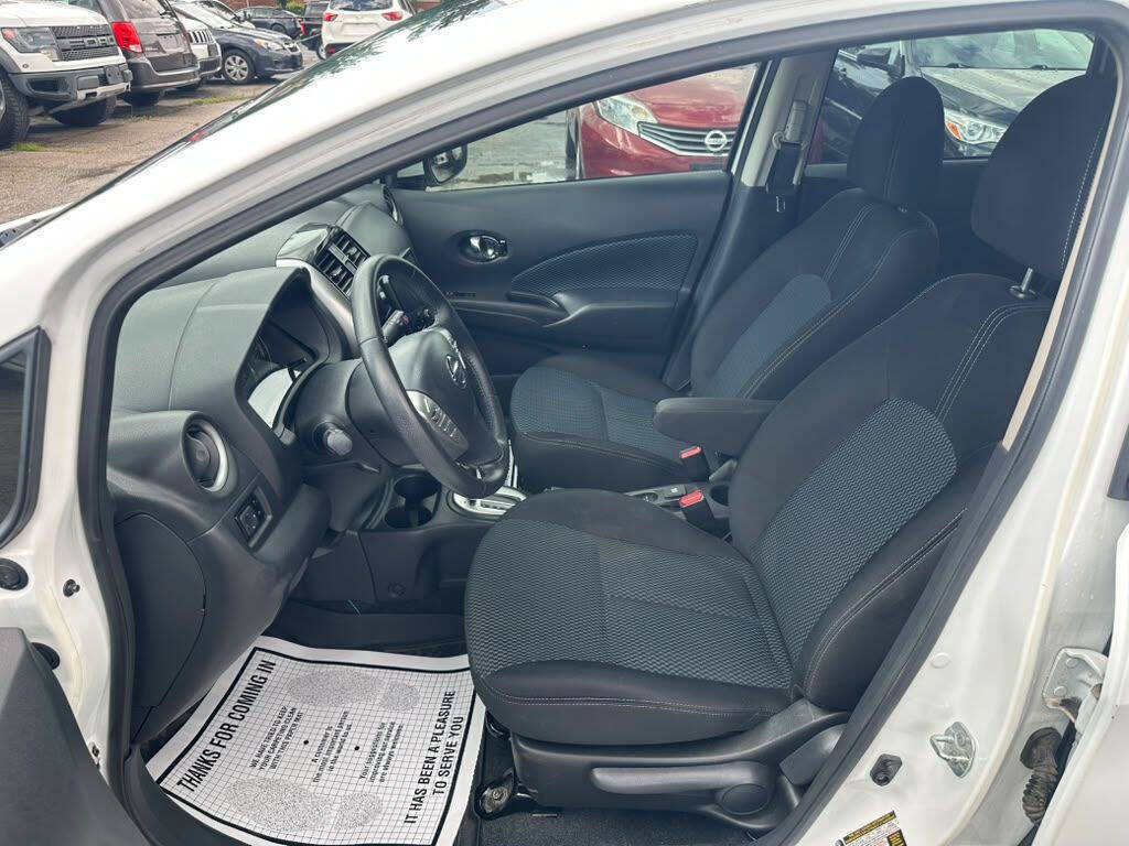 Used 2015 Nissan Versa Note SV FWD image 10