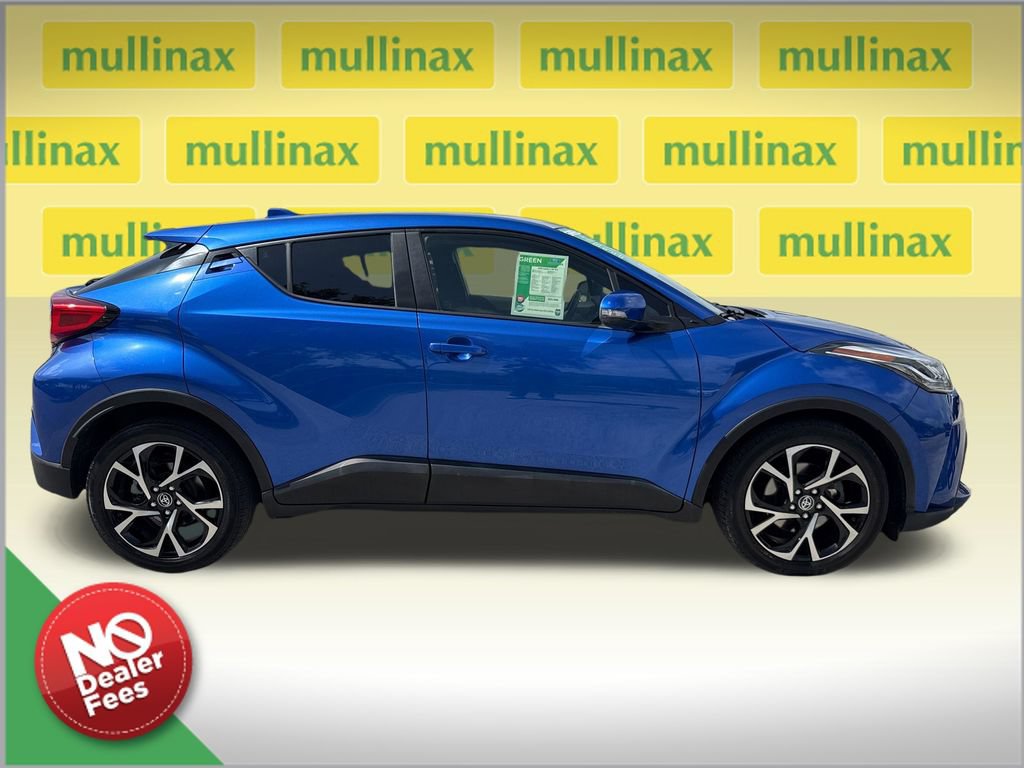 Used 2020 Toyota C-HR XLE FWD image 2