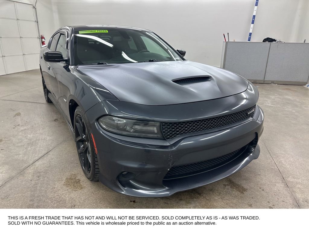 Used 2019 Dodge Charger R/T w/ Blacktop Package RWD image 3