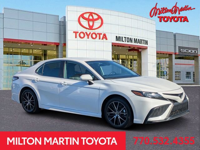 Certified 2024 Toyota Camry SE video 1