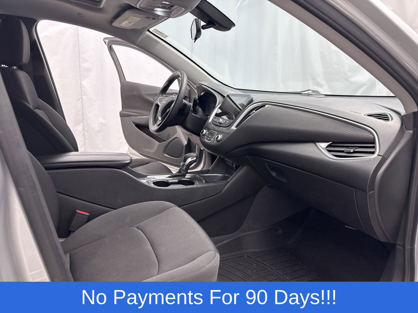 Used 2022 Chevrolet Malibu LT FWD image 32