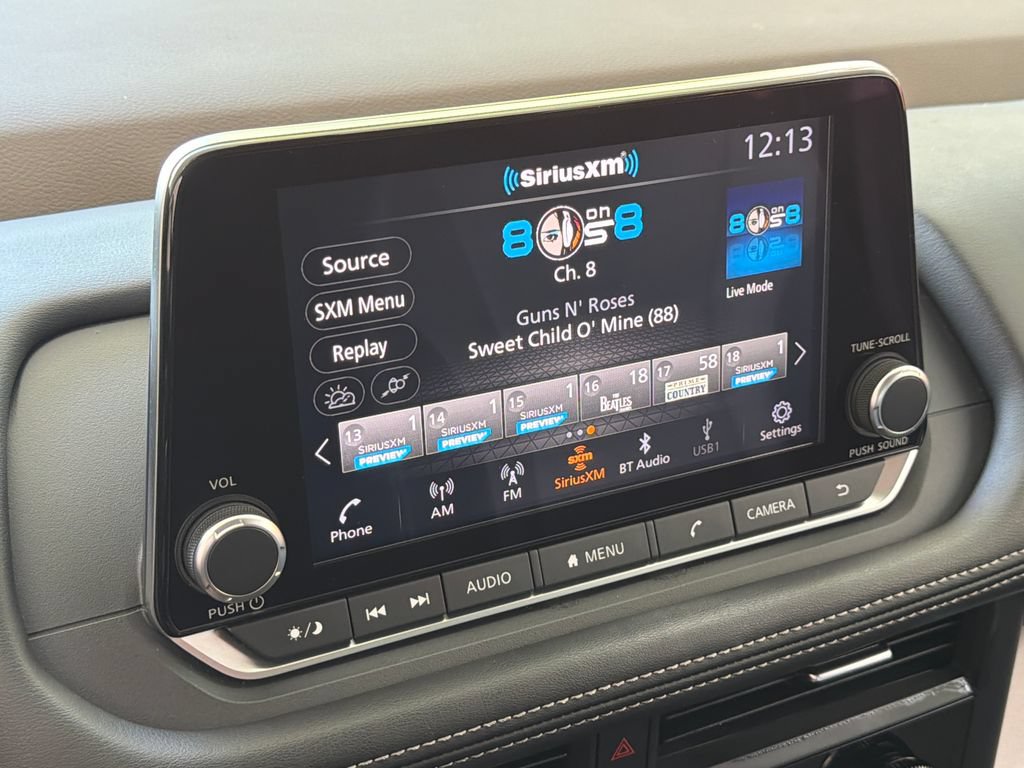 Used 2023 Nissan Rogue SV FWD image 7