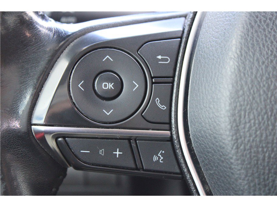 Used 2019 Toyota Camry XSE FWD image 17