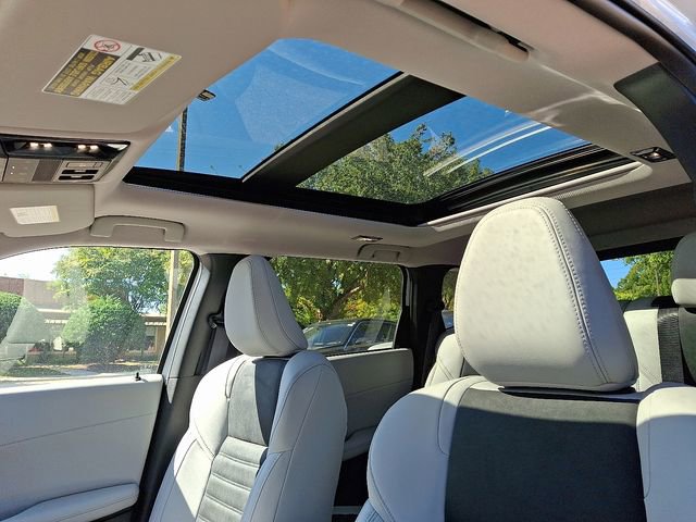 New 2025 Mitsubishi Outlander SE image 10