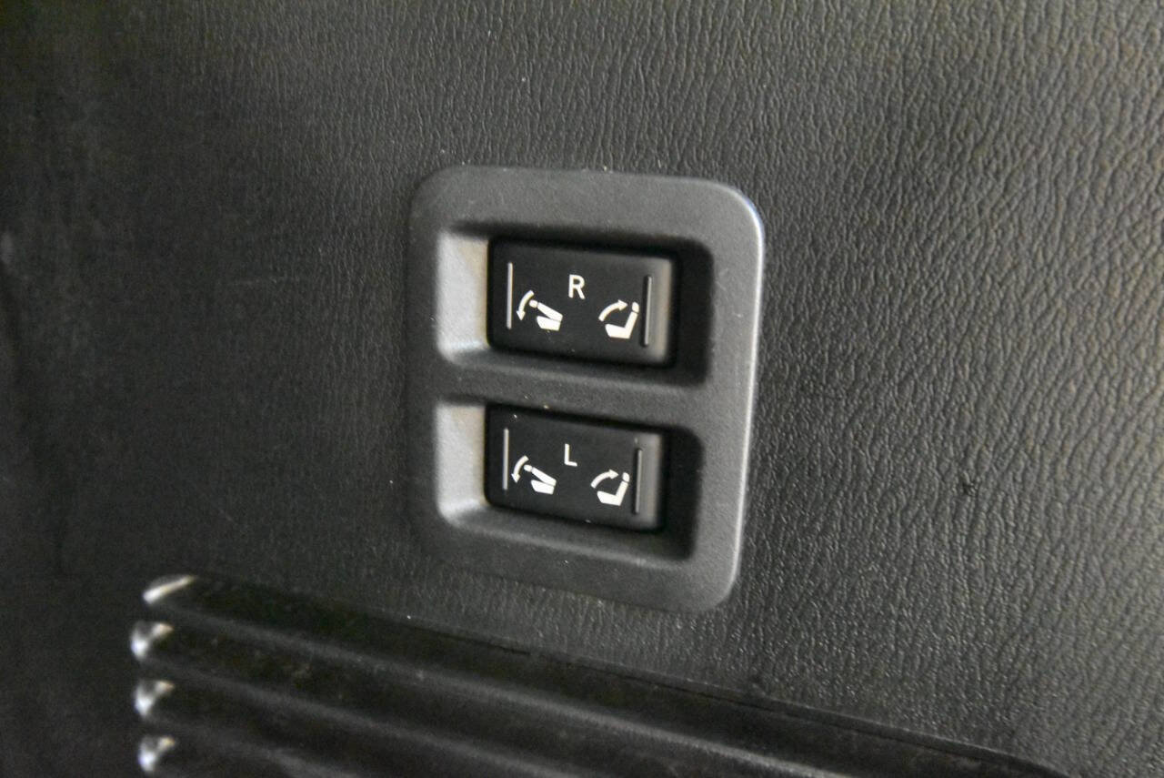 Used 2018 Nissan Armada SV w/ Driver Package image 38