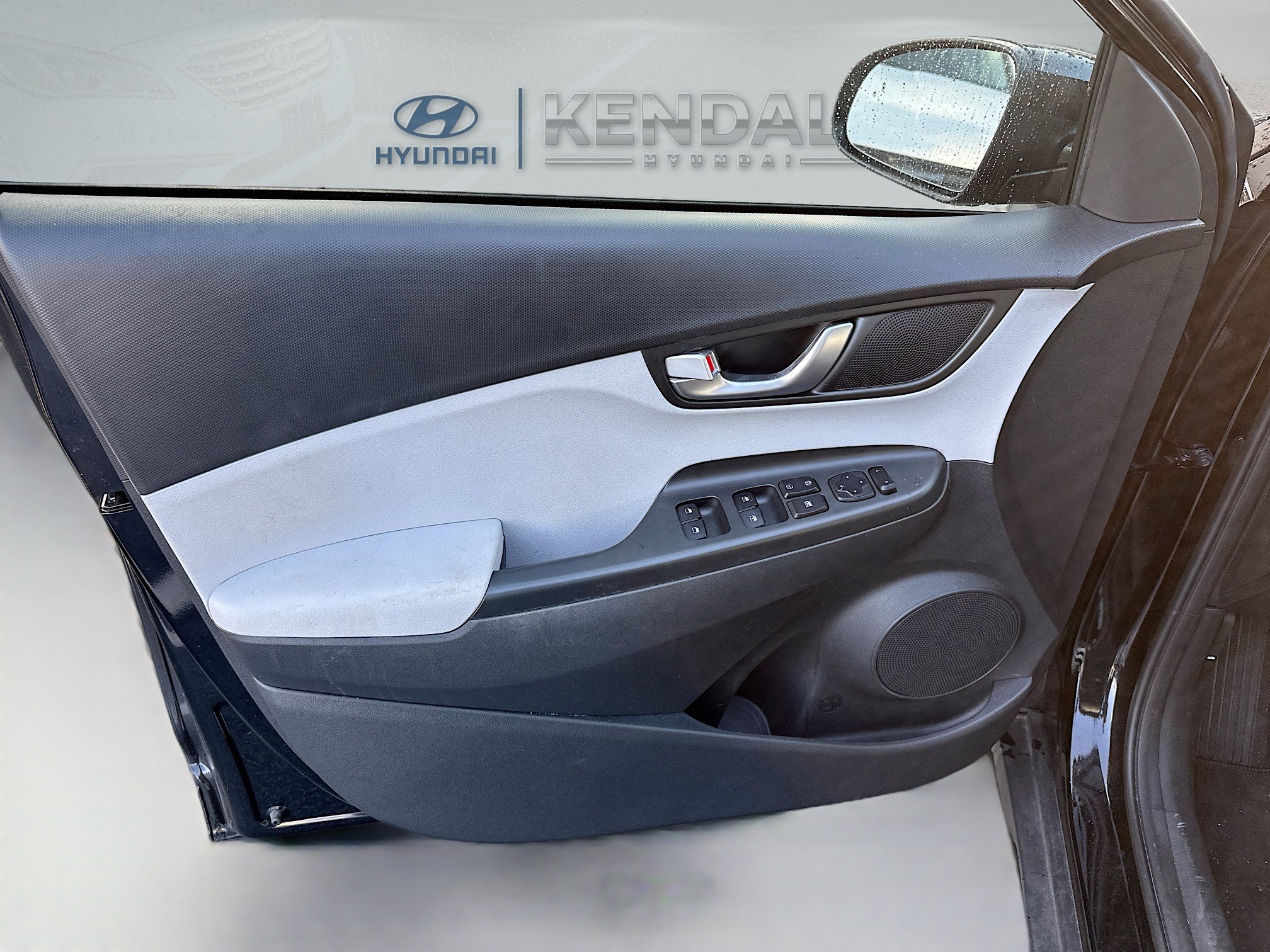 Used 2022 Hyundai Kona SEL w/ Convenience Package image 18