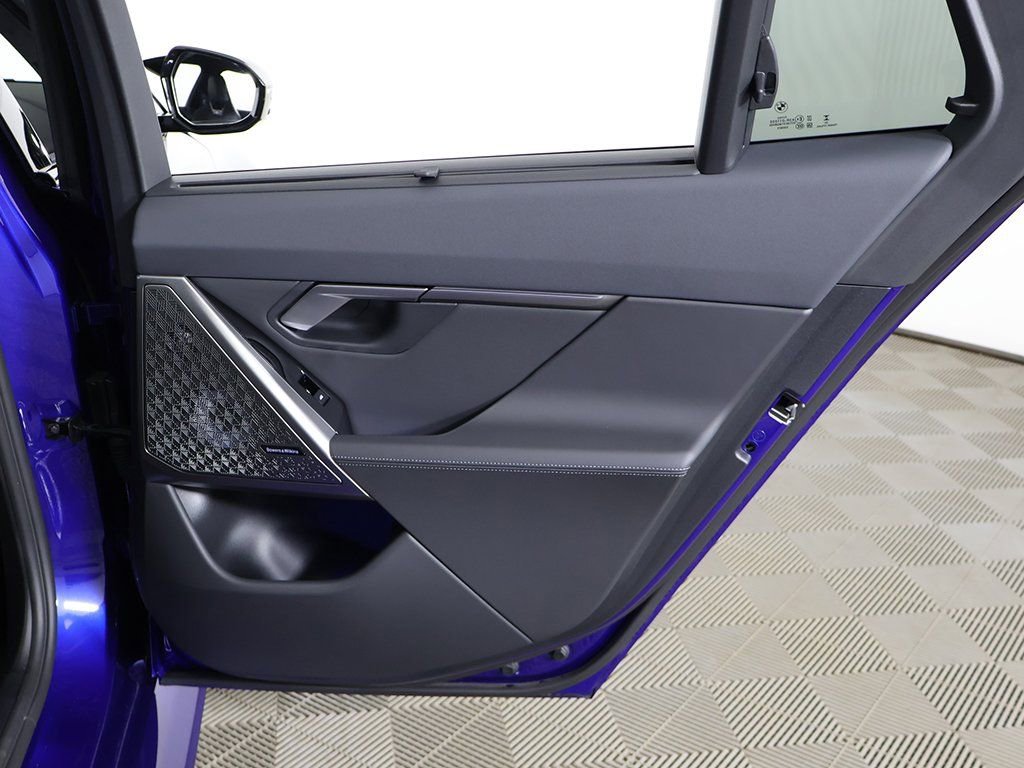 Used 2025 BMW M5 Touring image 31