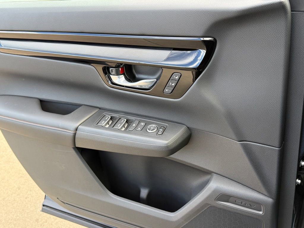 Certified 2026 Honda CR-V Sport Touring image 31