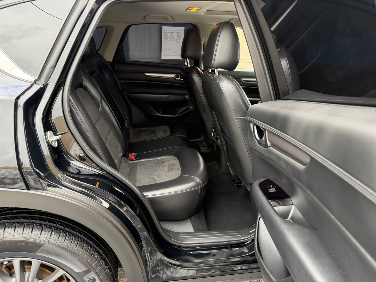 Used 2019 MAZDA CX-5 Touring image 4