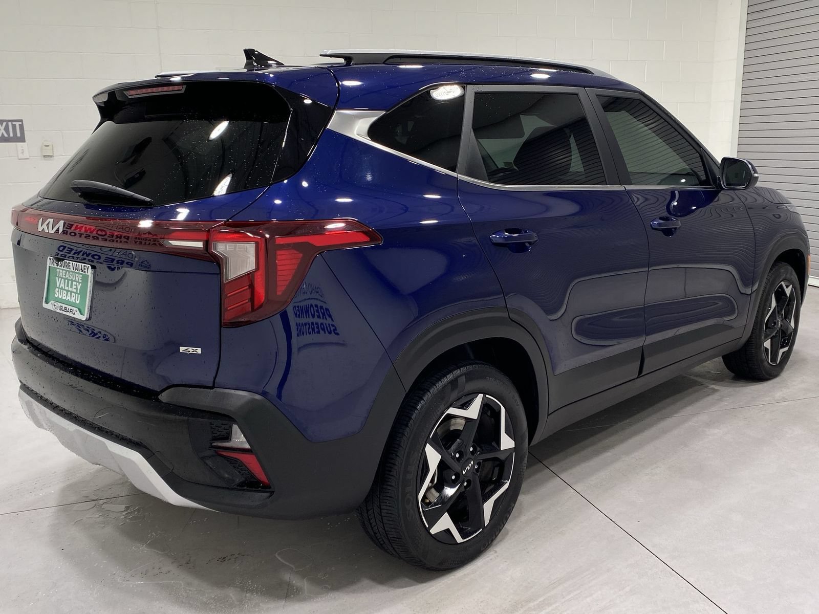 Used 2024 Kia Seltos EX AWD/4WD image 8
