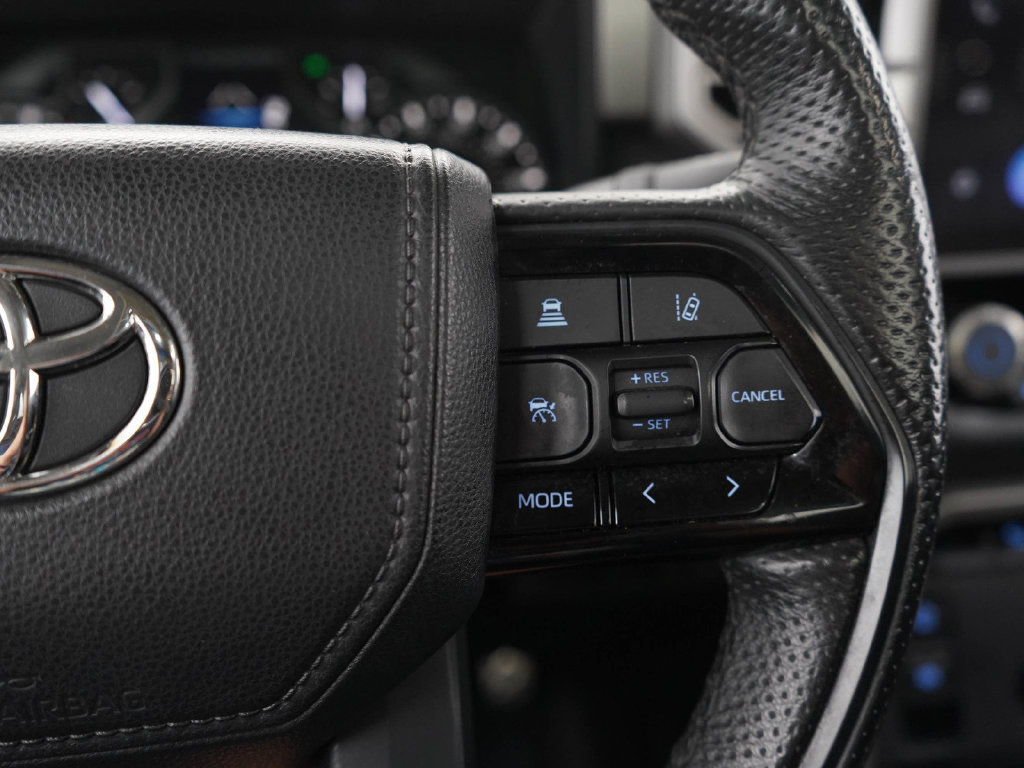 Used 2022 Toyota Tundra Limited AWD/4WD image 25