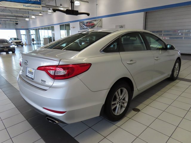 Used 2017 Hyundai Sonata SE image 13