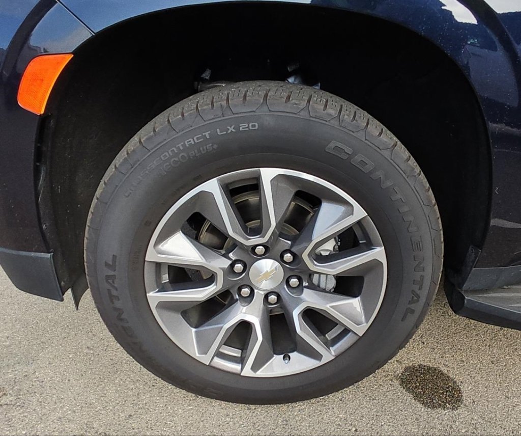 Used 2022 Chevrolet Tahoe LT w/ LT Signature Plus Package RWD image 11