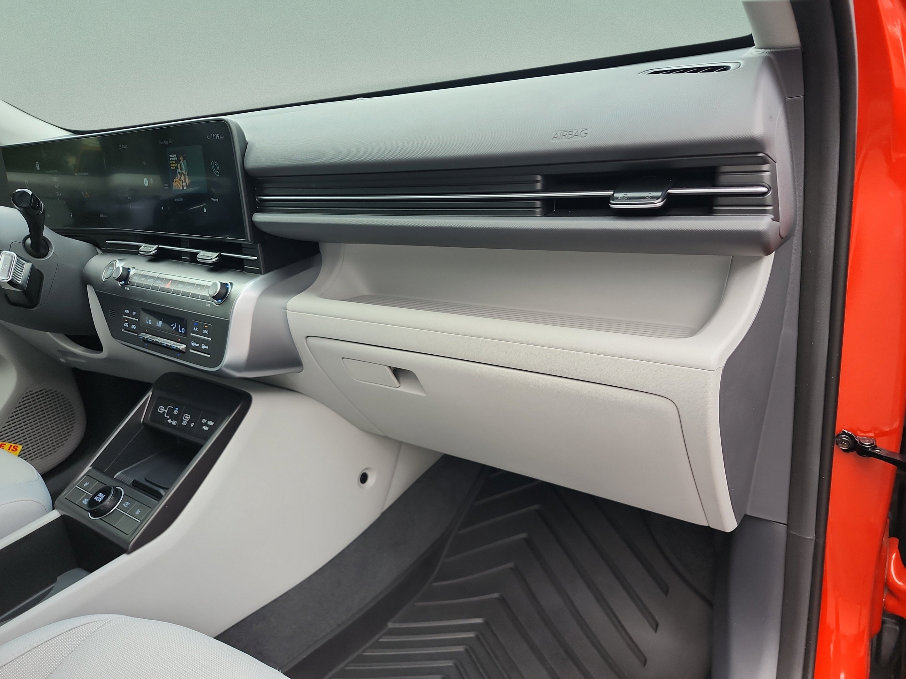 Certified 2024 Hyundai Kona SEL w/ Convenience Package FWD image 21