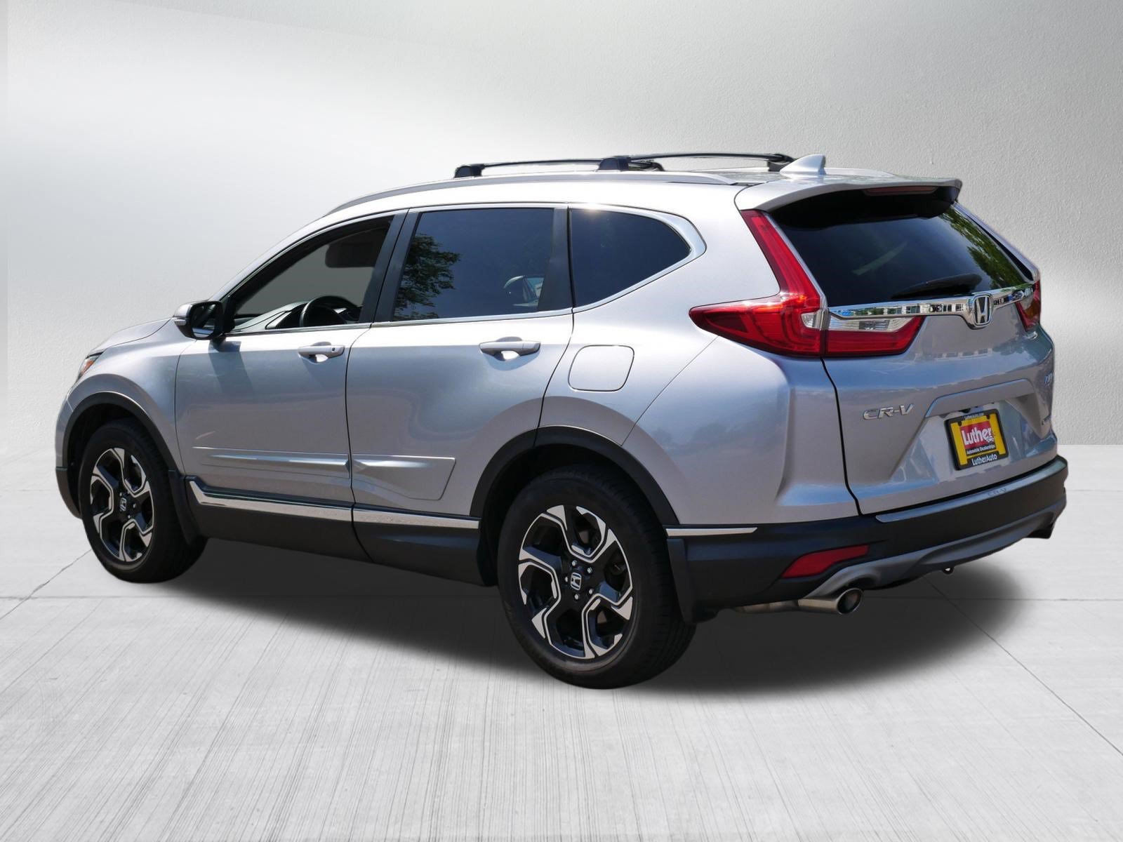 Certified 2018 Honda CR-V Touring image 4