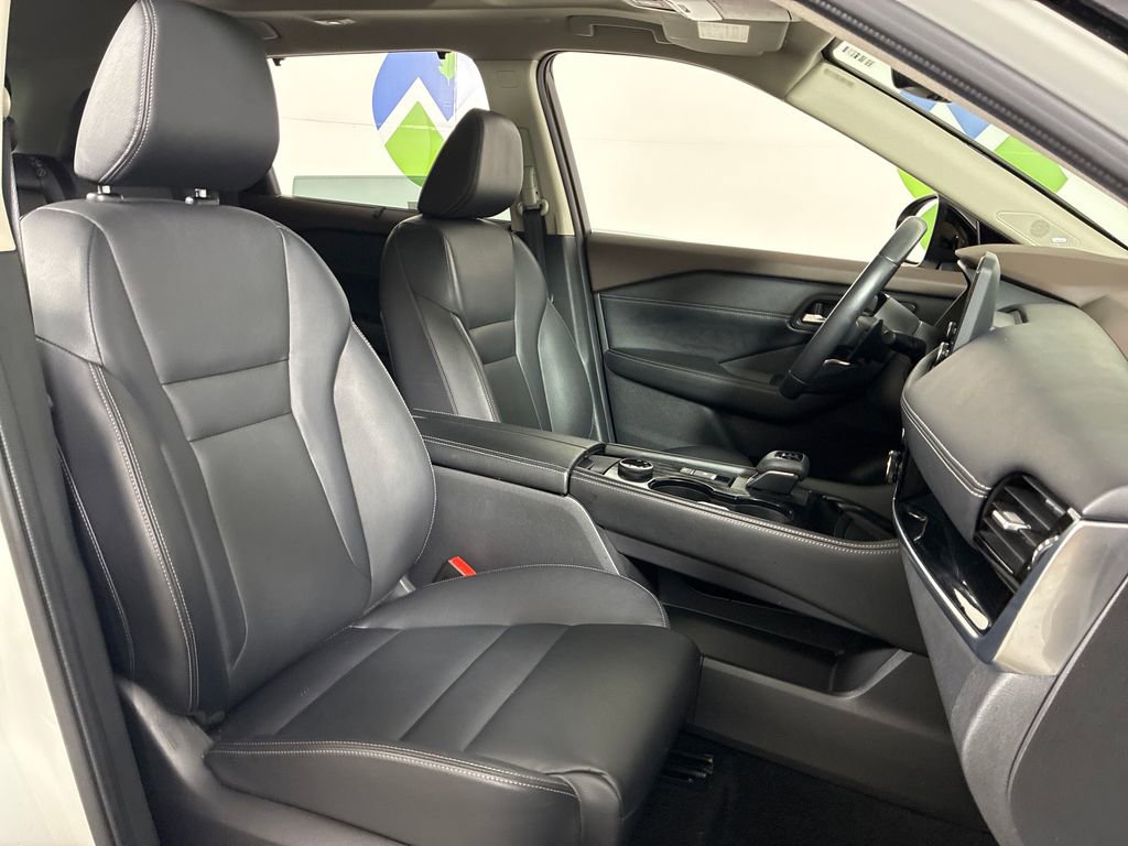 Used 2023 Nissan Rogue SL w/ SL Premium Package image 35