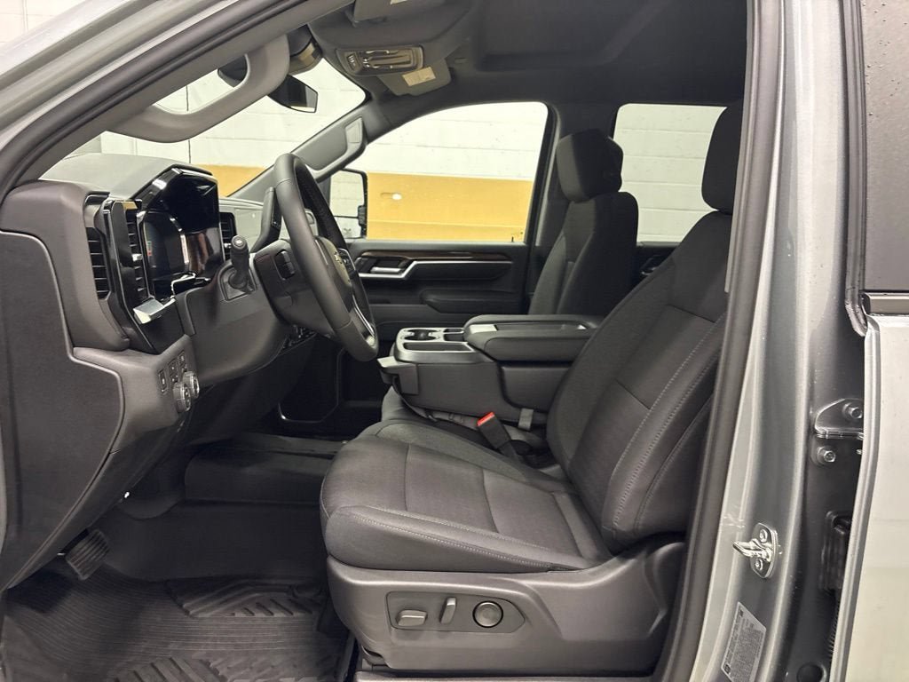 New 2026 Chevrolet Silverado 2500 LT AWD/4WD image 18