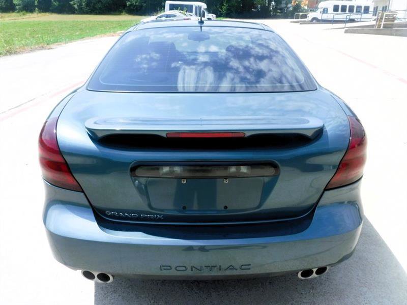 Used 2006 Pontiac Grand Prix w/ Premium Package FWD image 16