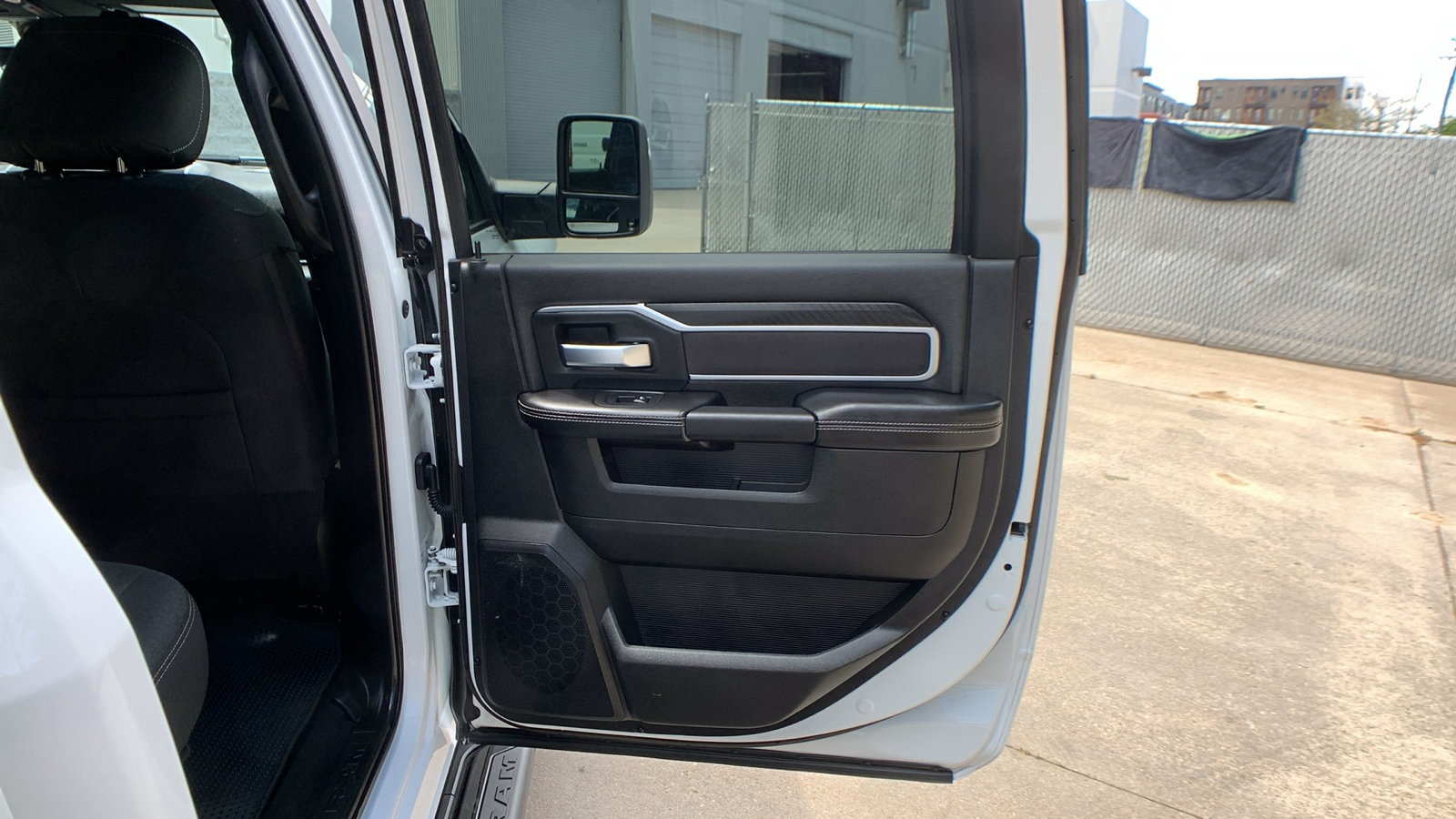 Used 2025 RAM 2500 Big Horn AWD/4WD image 27