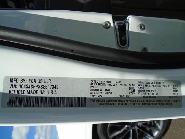 Certified 2025 Jeep Grand Wagoneer L Series II Obsidian w/ Quick Order Packagew 28T AWD/4WD image 23