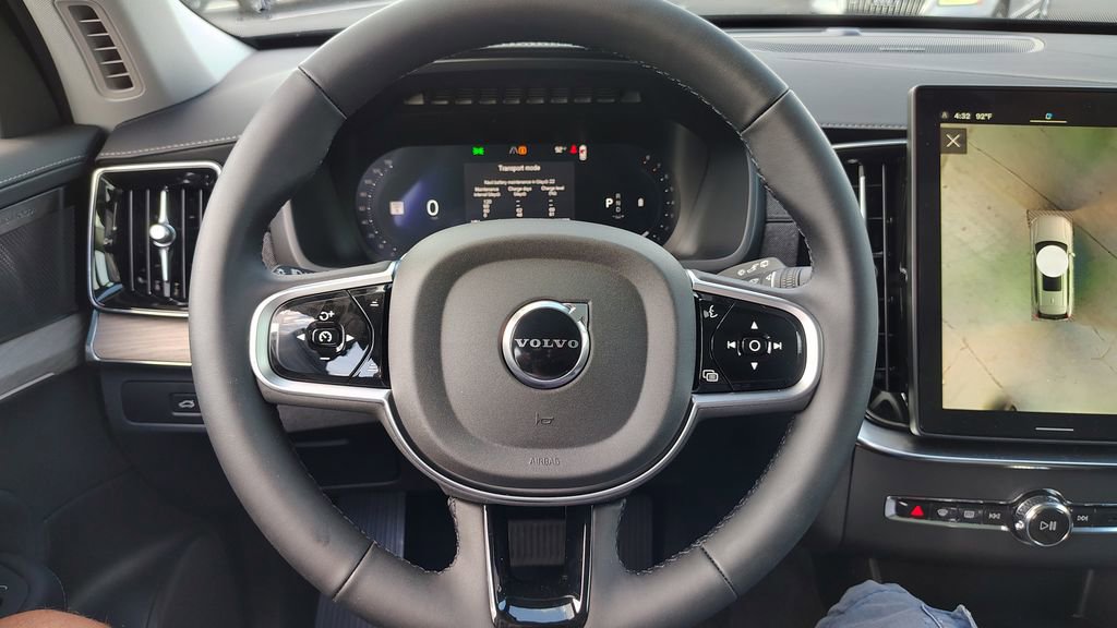 New 2026 Volvo XC90 B6 Plus w/ Protection Package Premier AWD/4WD image 13
