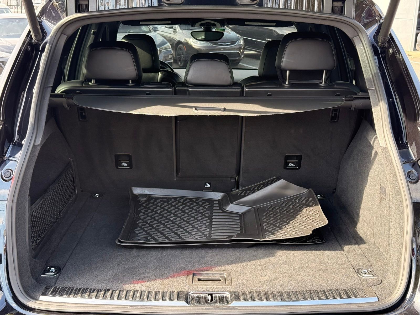 Used 2017 Porsche Cayenne image 10