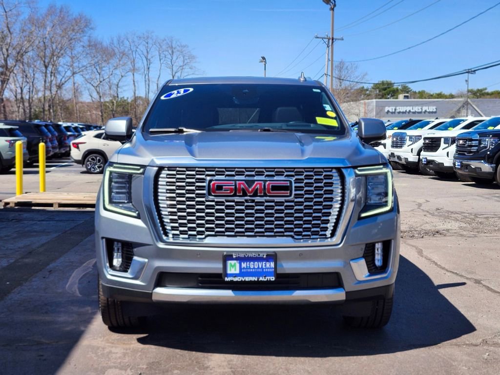 Used 2023 GMC Yukon Denali w/ Denali Reserve Package AWD/4WD image 8