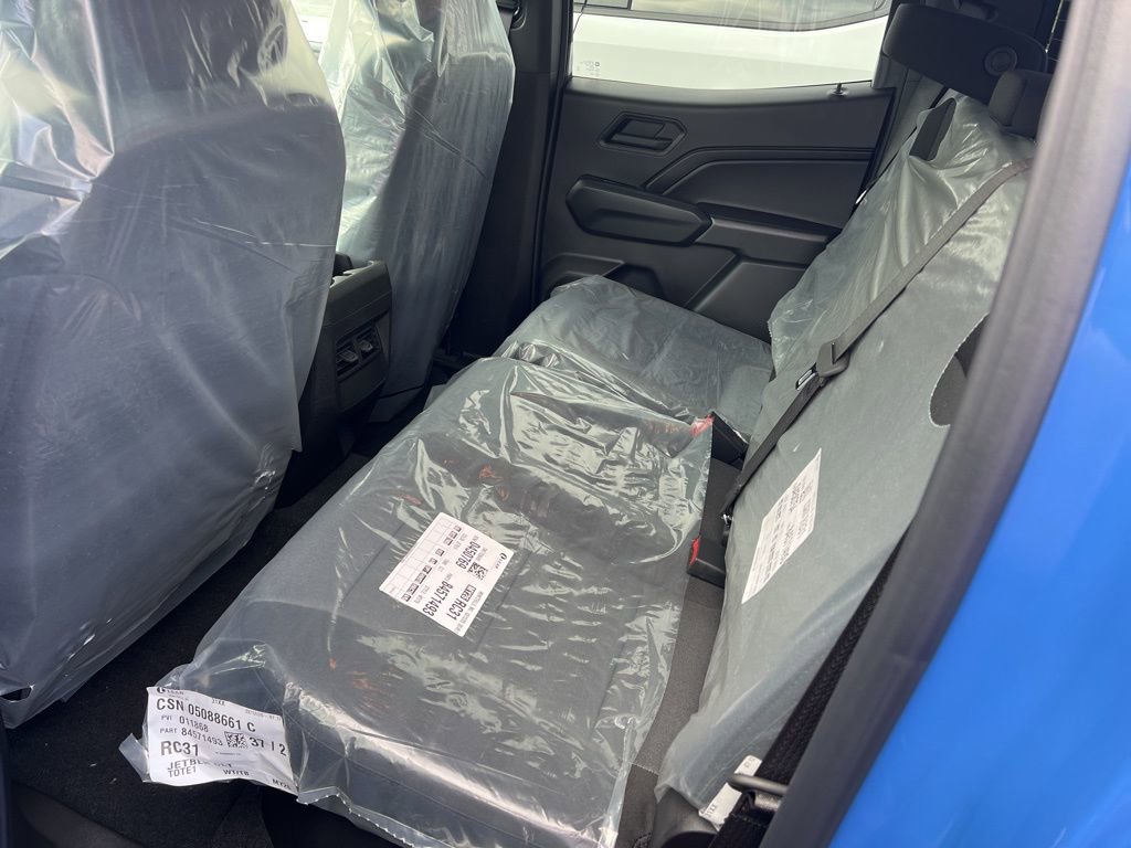 New 2026 Chevrolet Colorado Trail Boss w/ Midnight Edition AWD/4WD image 13