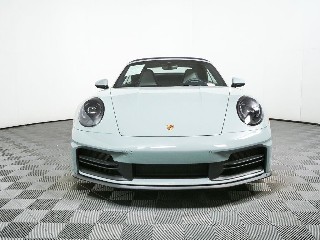 Certified 2025 Porsche 911 Carrera RWD image 34