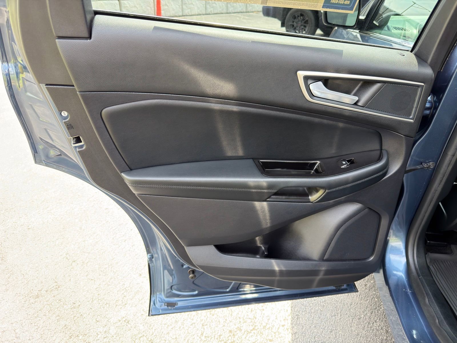 Used 2019 Ford Edge SEL w/ Equipment Group 201A AWD/4WD image 26