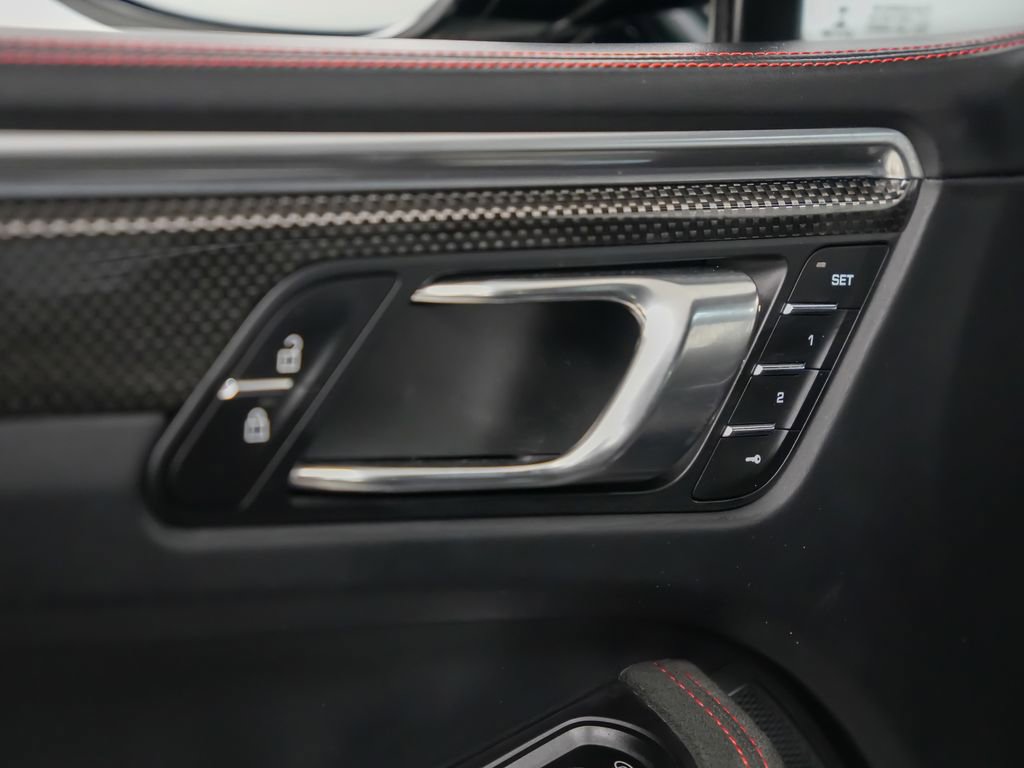 Used 2022 Porsche Macan GTS image 22