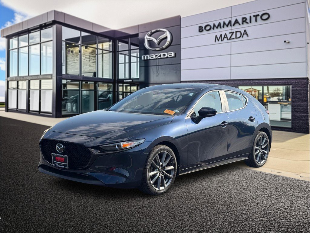 Used 2022 MAZDA MAZDA3 s FWD image 1