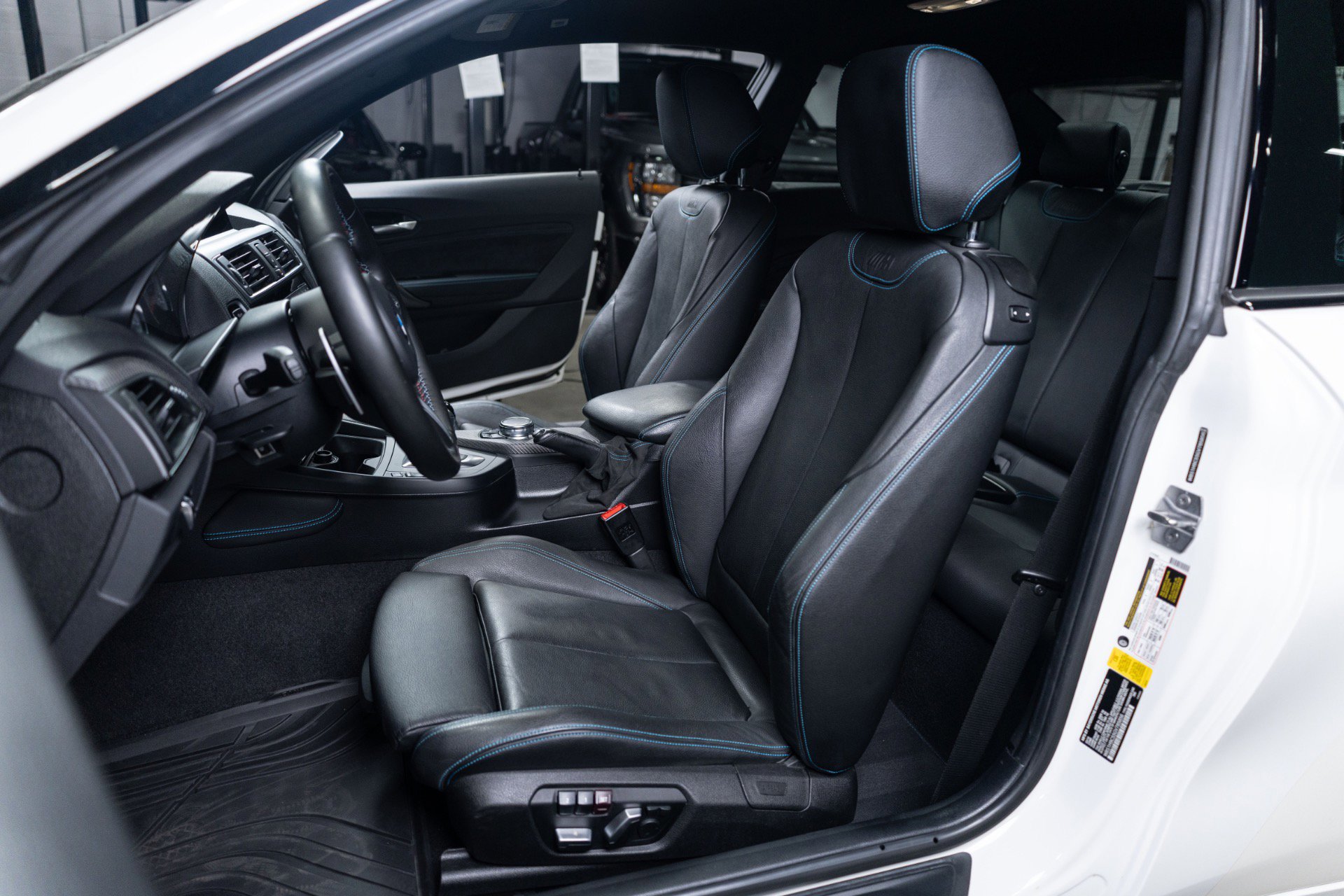 Used 2016 BMW M2 RWD image 35