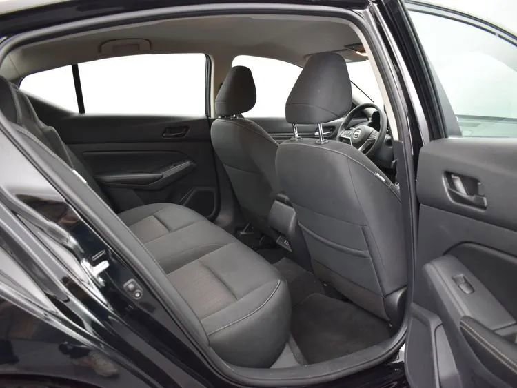 Used 2025 Nissan Altima 2.5 SV image 17