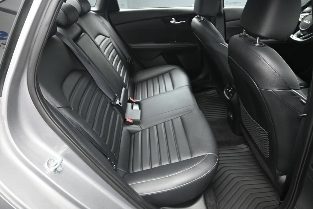Certified 2023 Kia Forte GT-Line w/ GT-Line Premium Package FWD image 35