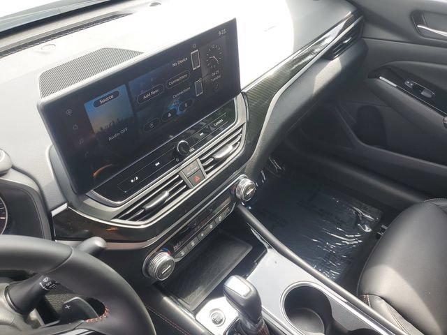 Certified 2025 Nissan Altima 2.5 SR w/ SR Premium Package FWD image 19