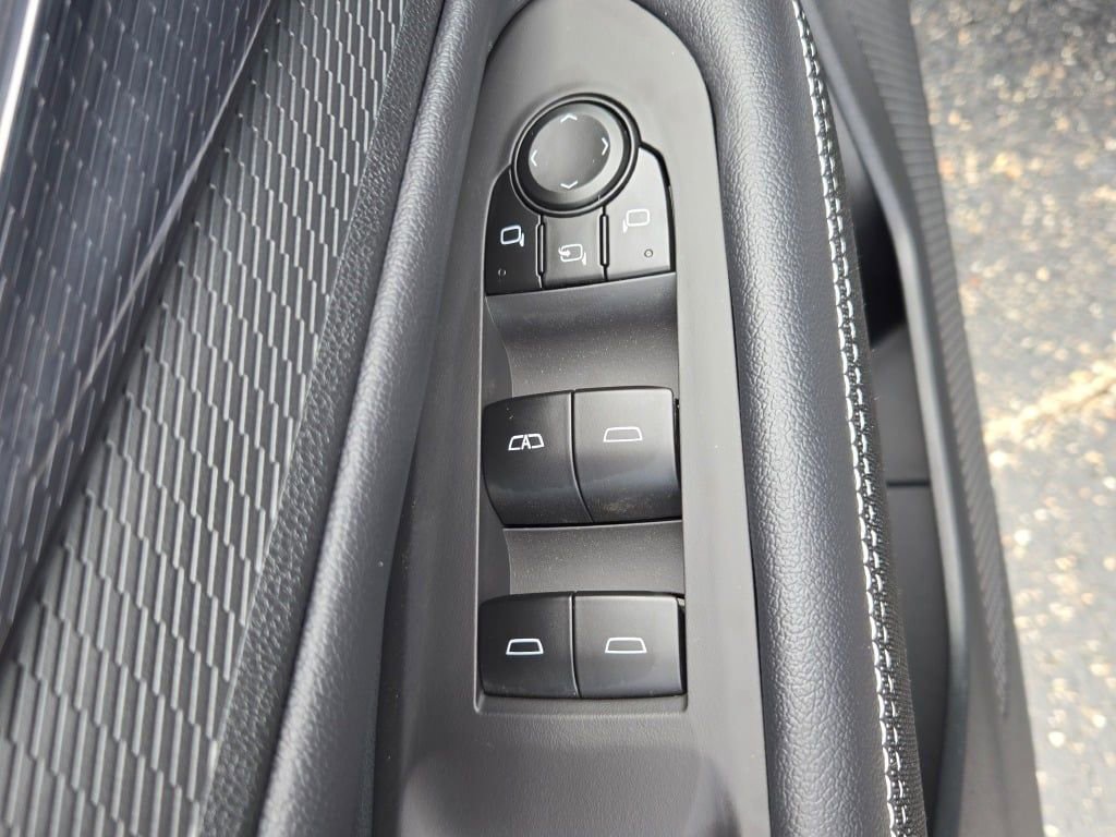 New 2026 Chevrolet Blazer EV LT image 21