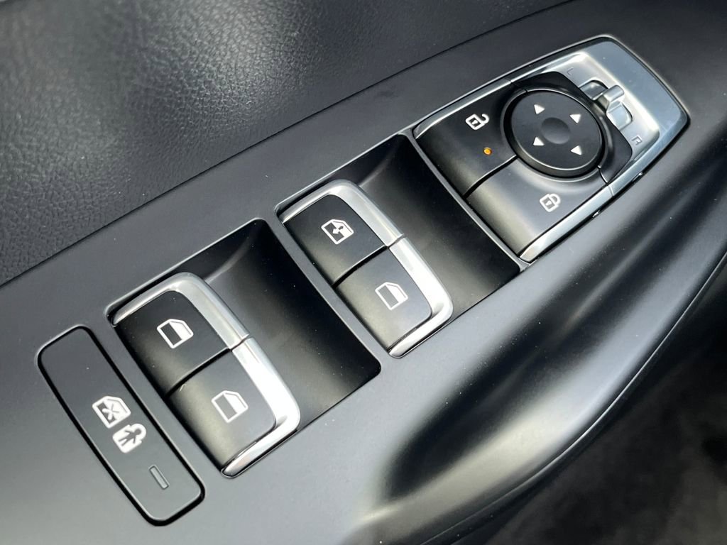 New 2026 Kia K5 LXS image 18