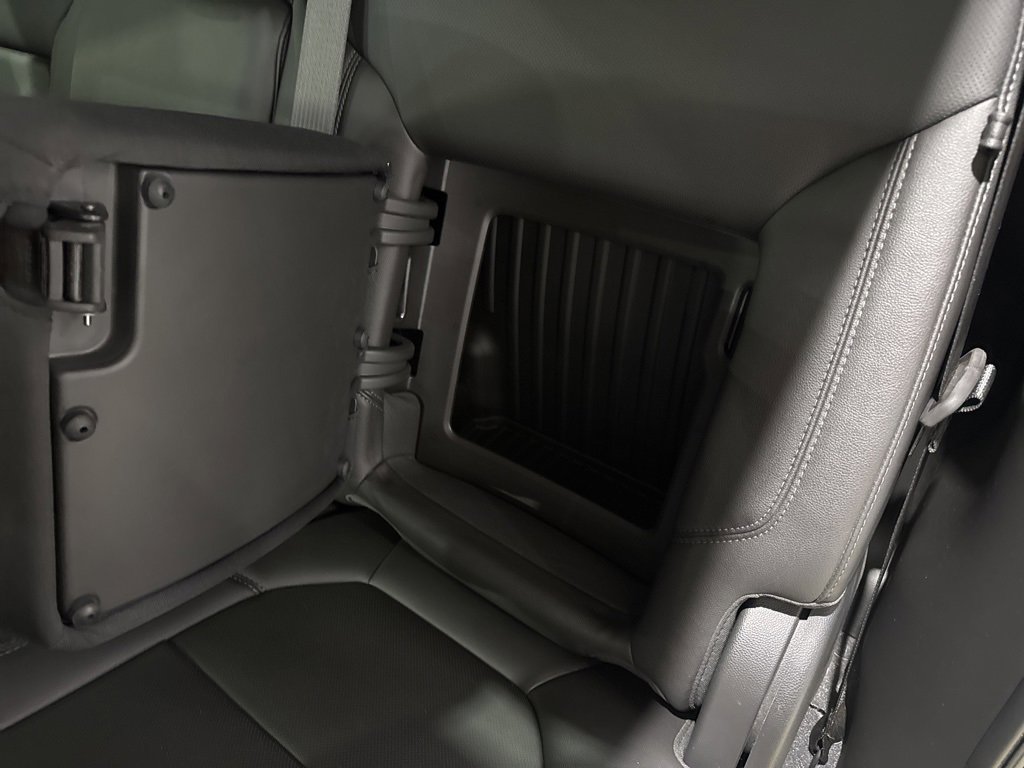 Used 2020 Chevrolet Silverado 1500 LTZ w/ LTZ Premium Package image 36