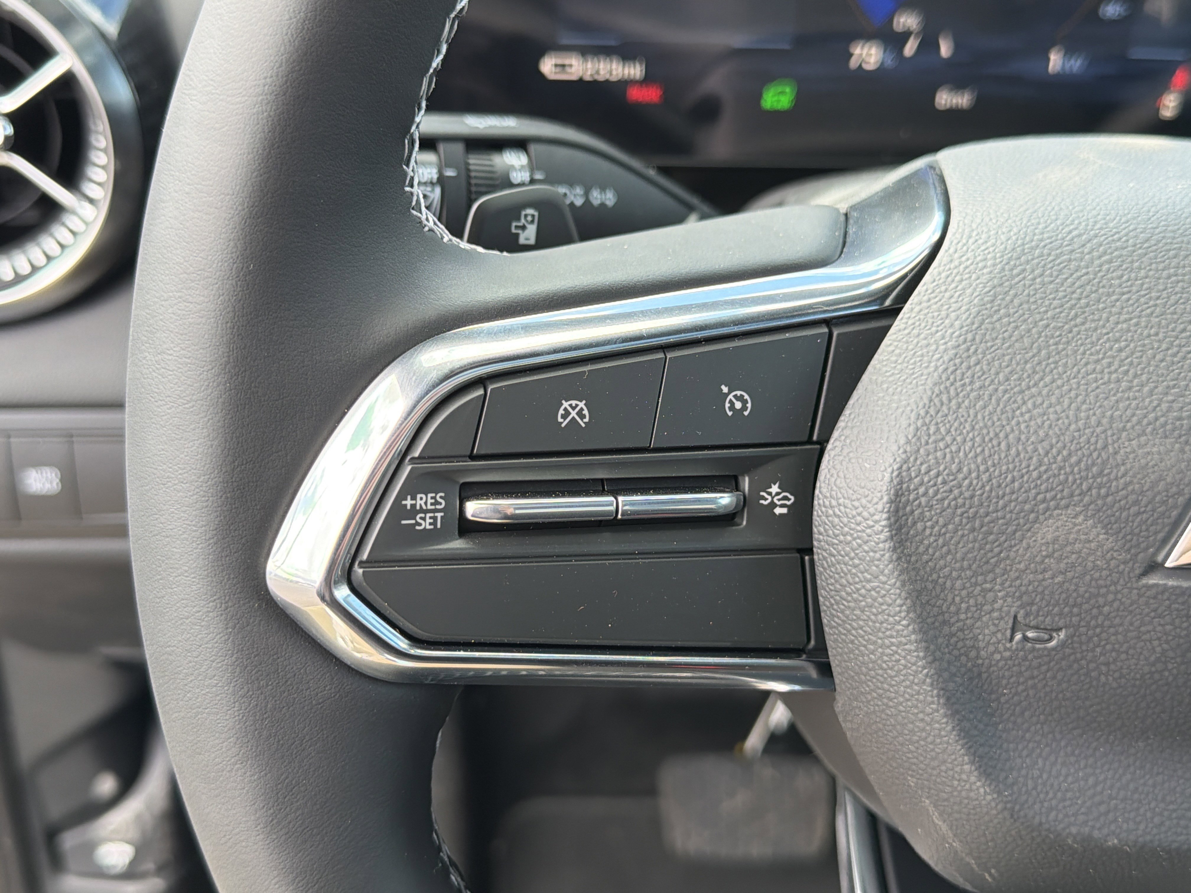 New 2026 Chevrolet Blazer EV LT w/ LPO, Blackout Package AWD/4WD image 19