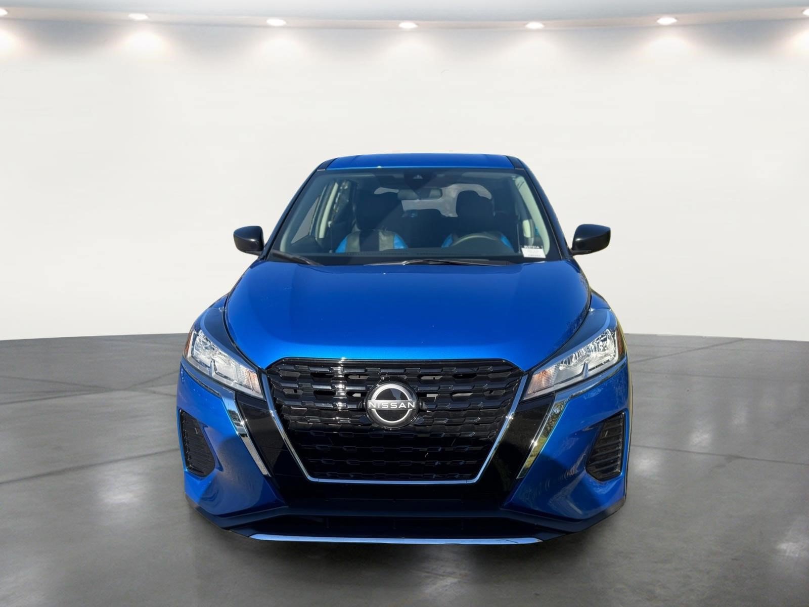 Used 2024 Nissan Kicks S FWD image 7