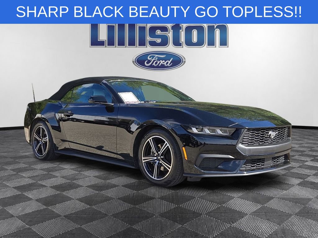 Used 2024 Ford Mustang Premium RWD image 3
