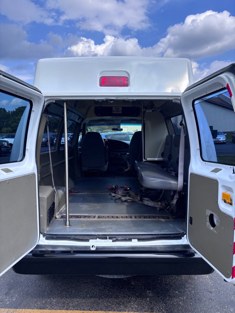 Used 2007 Ford E-250 and Econoline 250 RWD image 12