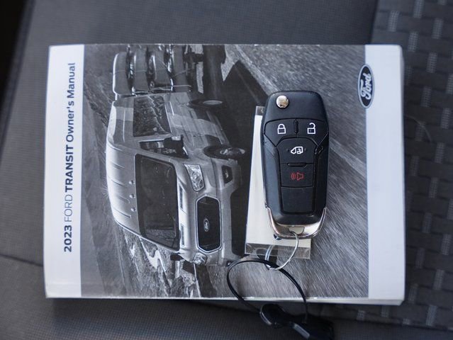 Used 2023 Ford Transit 350 XLT image 28