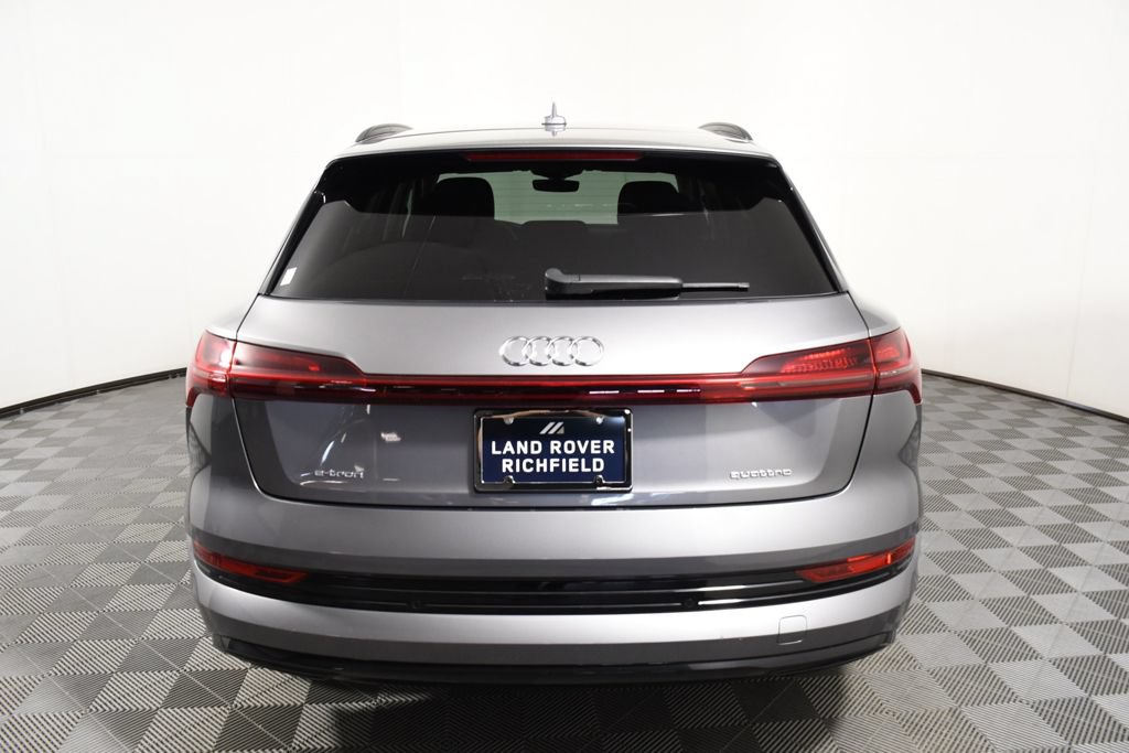 Used 2021 Audi e-tron Premium w/ Black Optic Package AWD/4WD image 5