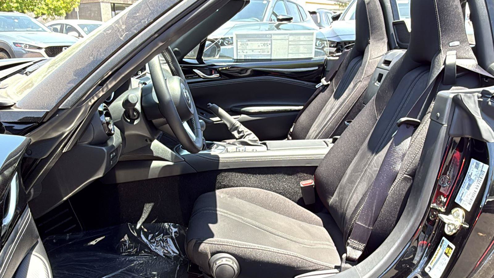 New 2026 MAZDA MX-5 Miata Club w/ Interior Package RWD image 22