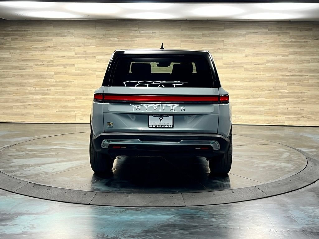 Used 2024 Rivian R1S Adventure AWD/4WD image 19