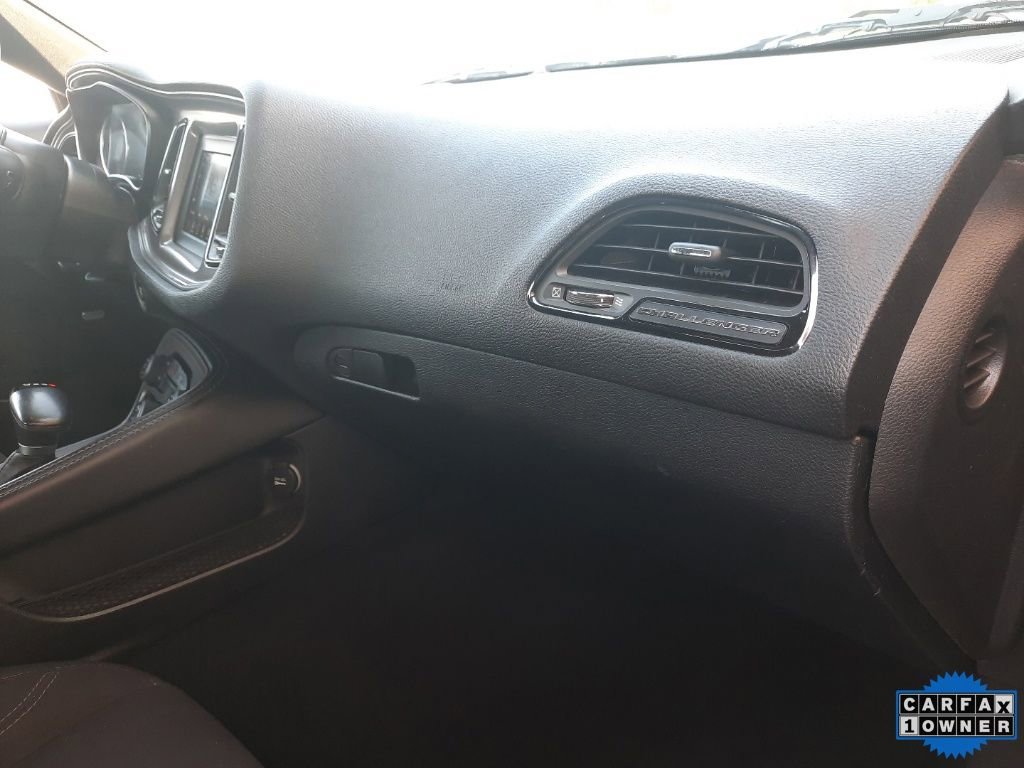 Used 2023 Dodge Challenger SXT image 21